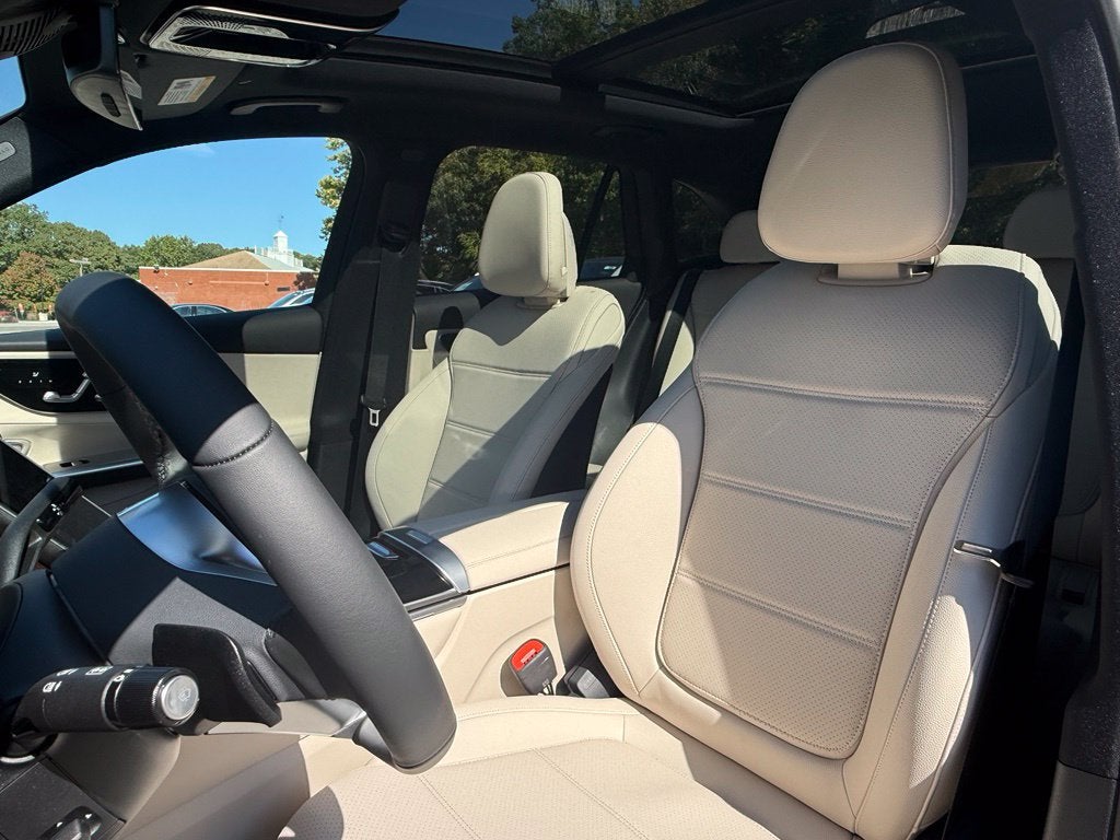 2027 Mercedes-Benz GLC 300 4MATIC®