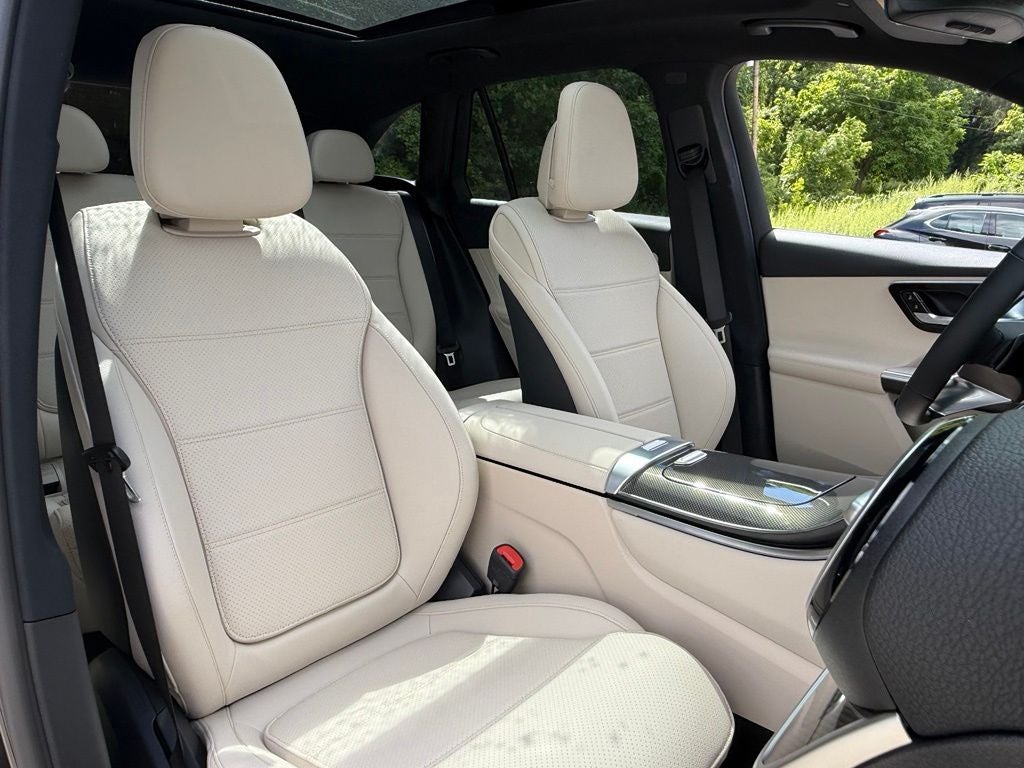 2027 Mercedes-Benz GLC 300 4MATIC®