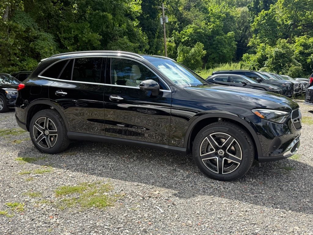 2027 Mercedes-Benz GLC 300 4MATIC®