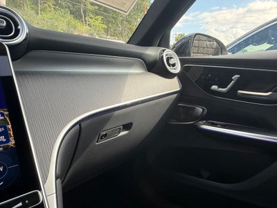 2027 Mercedes-Benz GLC 300 4MATIC®