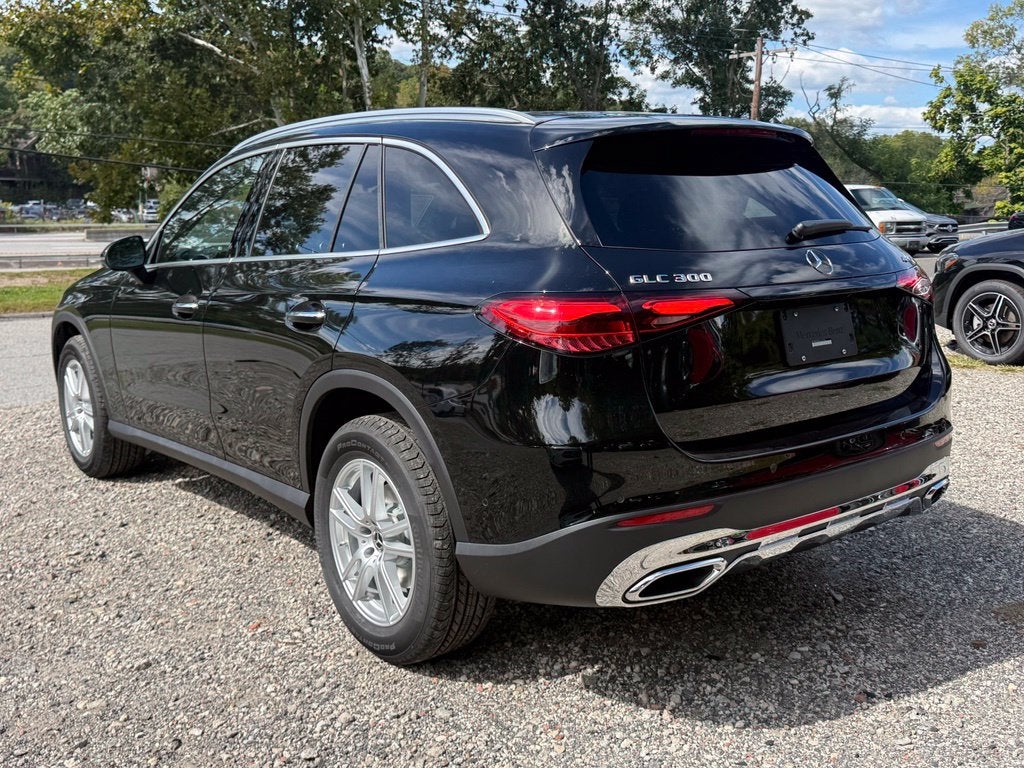 2027 Mercedes-Benz GLC 300 4MATIC®