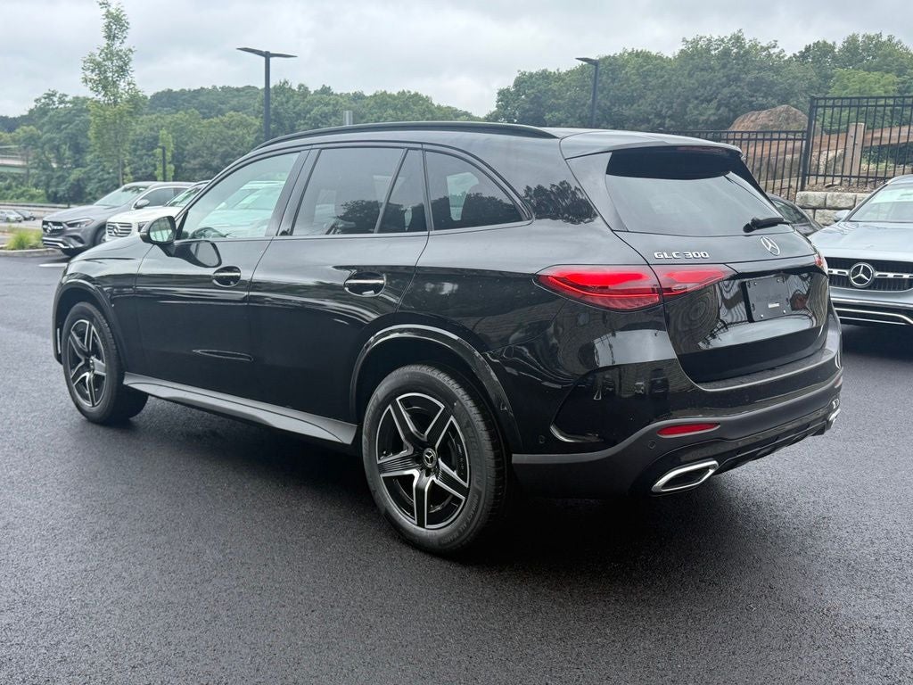 2027 Mercedes-Benz GLC 300 4MATIC®