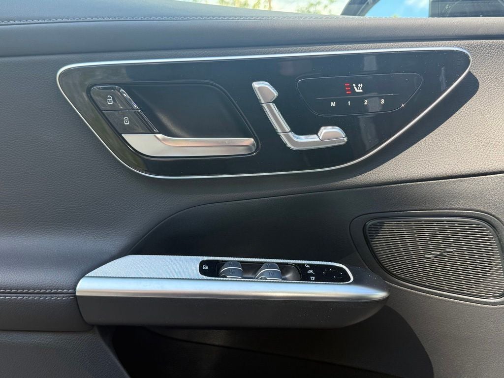 2027 Mercedes-Benz GLC 300 4MATIC®