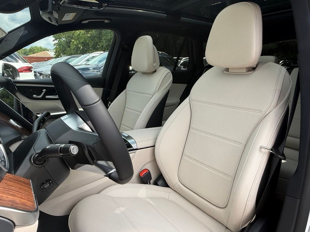 2027 Mercedes-Benz GLC 300 4MATIC®