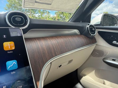 2027 Mercedes-Benz GLC 300 4MATIC®