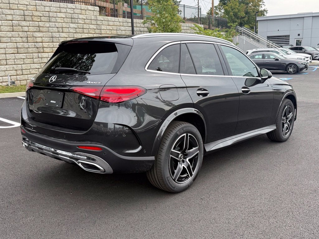 2027 Mercedes-Benz GLC 300 4MATIC®
