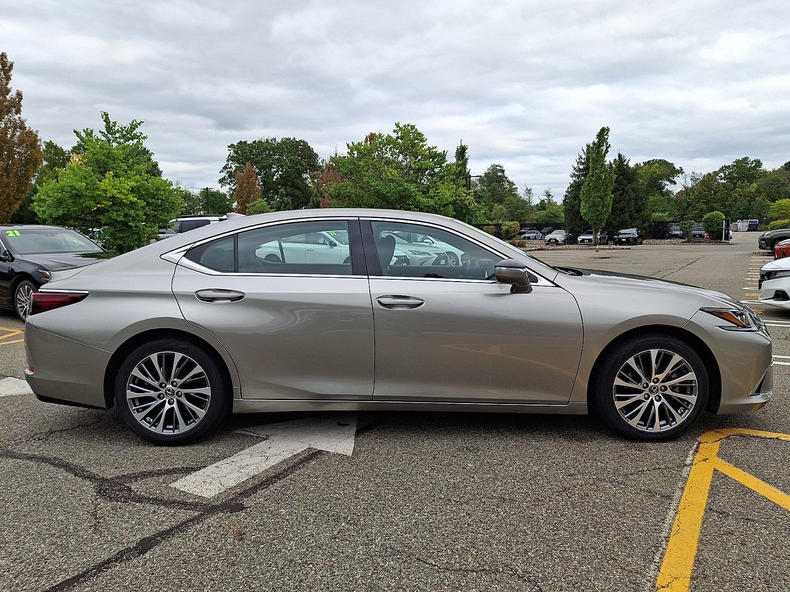 2019 Lexus ES 350